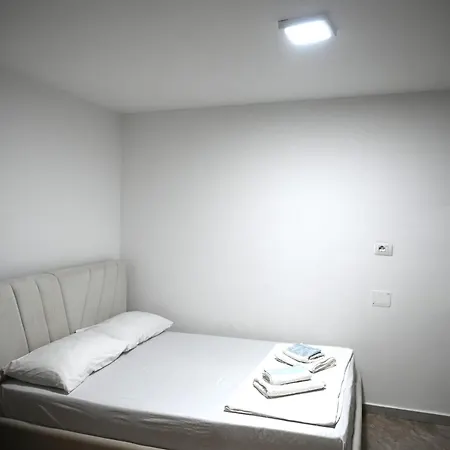Apartment Oni Ksamil